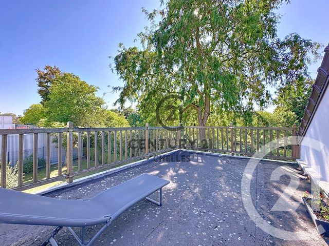 maison à vendre - 9 pièces - 175.0 m2 - CHELLES - 77 - ILE-DE-FRANCE - Century 21 Agence H.L.