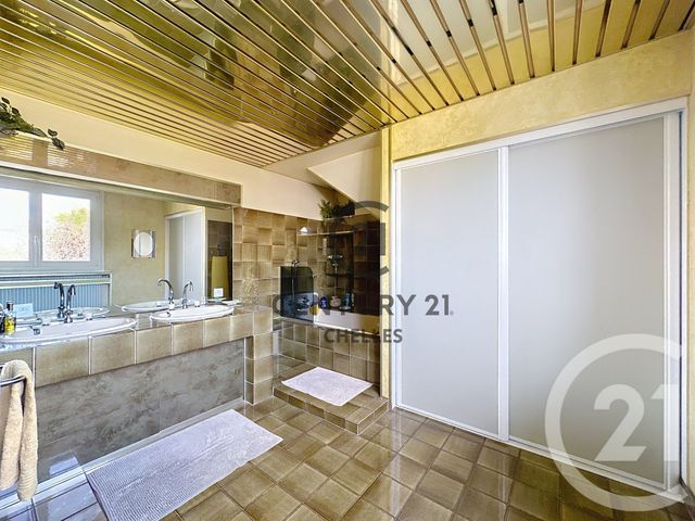 maison à vendre - 7 pièces - 158.0 m2 - CHELLES - 77 - ILE-DE-FRANCE - Century 21 Agence H.L.