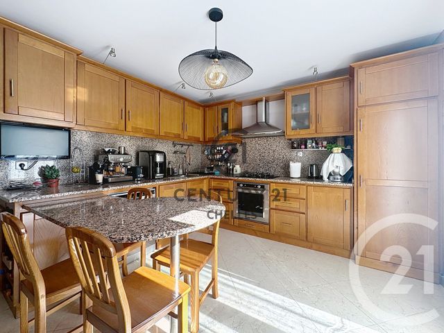 maison à vendre - 7 pièces - 150.02 m2 - CHELLES - 77 - ILE-DE-FRANCE - Century 21 Agence H.L.