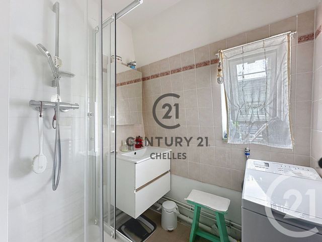 Afficher la photo en grand Appartement F4 à vendre - 4 pièces - 89.0 m2 - CHELLES - 77 - ILE-DE-FRANCE - Century 21 Agence H.L.