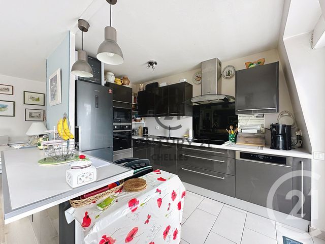 Afficher la photo en grand Appartement F4 à vendre - 4 pièces - 89.0 m2 - CHELLES - 77 - ILE-DE-FRANCE - Century 21 Agence H.L.