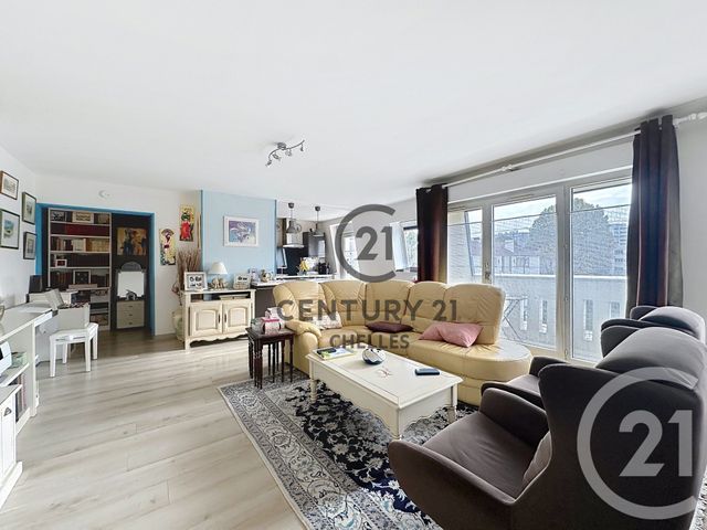 Afficher la photo en grand Appartement F4 à vendre - 4 pièces - 89.0 m2 - CHELLES - 77 - ILE-DE-FRANCE - Century 21 Agence H.L.