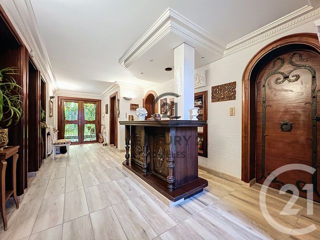 maison à vendre - 8 pièces - 205.95 m2 - CHELLES - 77 - ILE-DE-FRANCE - Century 21 Agence H.L.