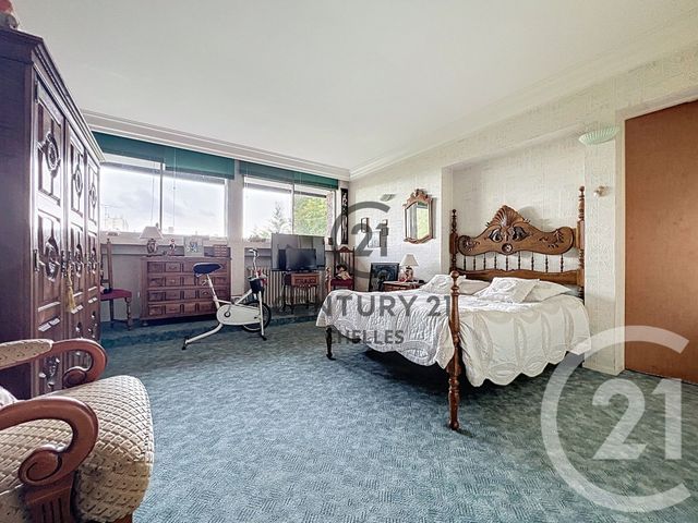 maison à vendre - 8 pièces - 205.95 m2 - CHELLES - 77 - ILE-DE-FRANCE - Century 21 Agence H.L.