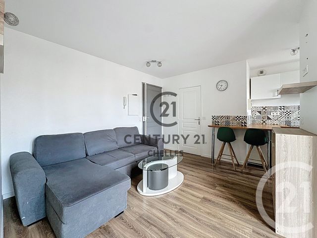 Appartement F2 à vendre - 2 pièces - 32.15 m2 - CHELLES - 77 - ILE-DE-FRANCE - Century 21 Agence H.L.
