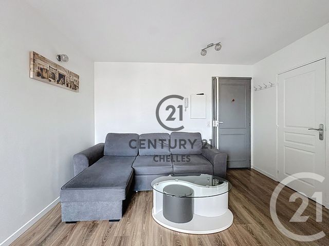 Appartement F2 à vendre - 2 pièces - 32.15 m2 - CHELLES - 77 - ILE-DE-FRANCE - Century 21 Agence H.L.