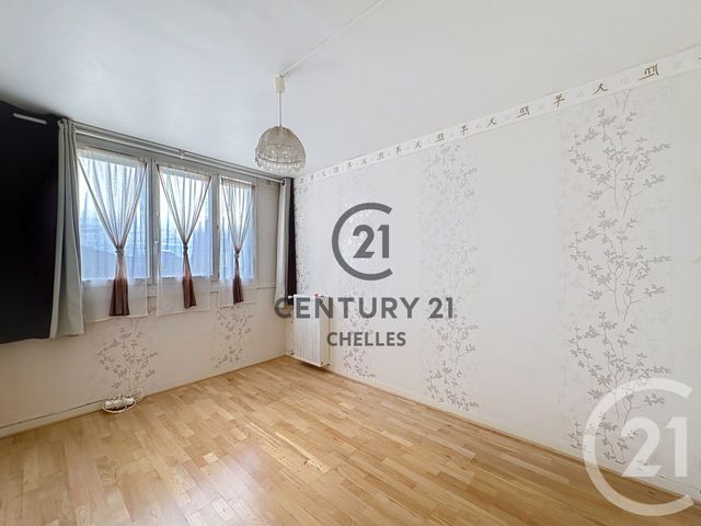 Appartement F4 à vendre - 4 pièces - 86.17 m2 - CHELLES - 77 - ILE-DE-FRANCE - Century 21 Agence H.L.