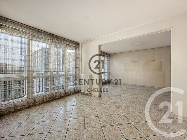 Appartement F4 à vendre - 4 pièces - 86.17 m2 - CHELLES - 77 - ILE-DE-FRANCE - Century 21 Agence H.L.