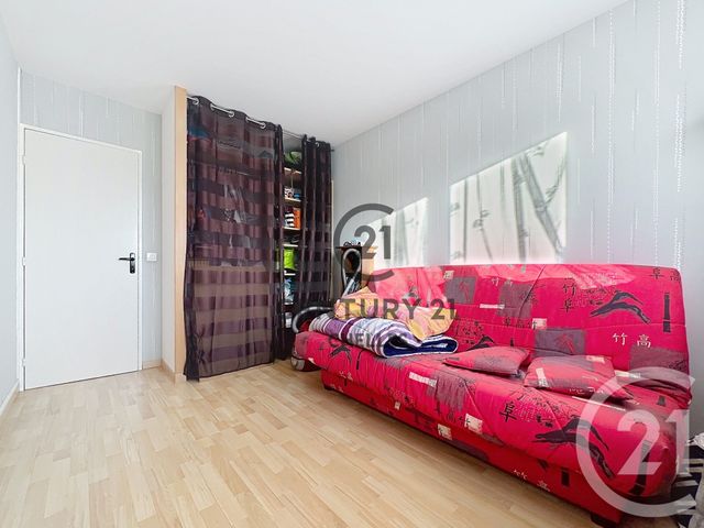 Appartement F3 à vendre - 3 pièces - 63.38 m2 - CHELLES - 77 - ILE-DE-FRANCE - Century 21 Agence H.L.