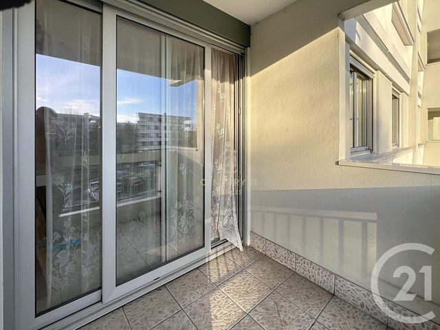 Appartement F3 à vendre - 3 pièces - 63.38 m2 - CHELLES - 77 - ILE-DE-FRANCE - Century 21 Agence H.L.