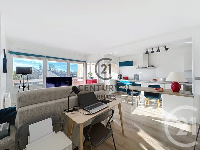 Appartement F2 à vendre - 2 pièces - 46.91 m2 - CHELLES - 77 - ILE-DE-FRANCE - Century 21 Agence H.L.