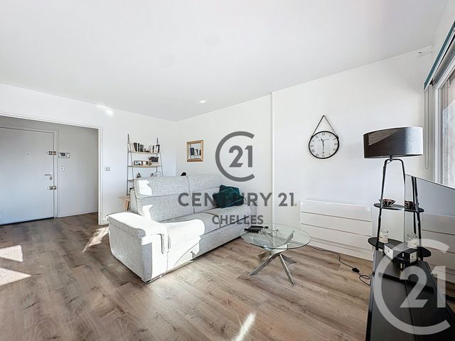 Appartement F2 à vendre - 2 pièces - 46.91 m2 - CHELLES - 77 - ILE-DE-FRANCE - Century 21 Agence H.L.