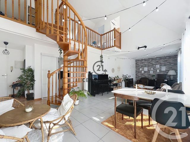 maison à vendre - 5 pièces - 91.18 m2 - CHELLES - 77 - ILE-DE-FRANCE - Century 21 Agence H.L.