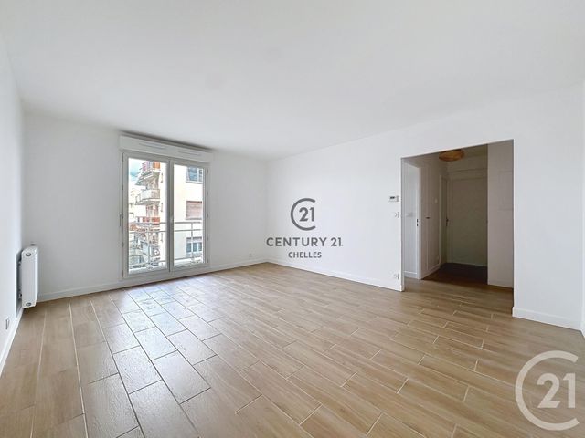 Appartement F2 à louer - 2 pièces - 44.63 m2 - CHELLES - 77 - ILE-DE-FRANCE - Century 21 Agence H.L.