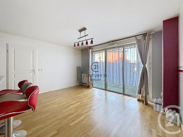 Appartement F2 à vendre - 2 pièces - 39.9 m2 - VILLEMOMBLE - 93 - ILE-DE-FRANCE - Century 21 Agence H.L.