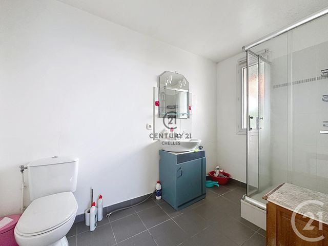 Appartement F2 à vendre - 2 pièces - 39.9 m2 - VILLEMOMBLE - 93 - ILE-DE-FRANCE - Century 21 Agence H.L.