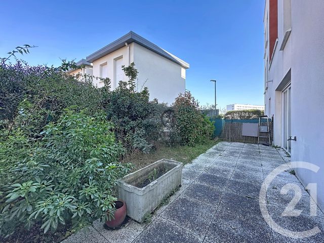 Appartement F2 à vendre - 2 pièces - 39.9 m2 - VILLEMOMBLE - 93 - ILE-DE-FRANCE - Century 21 Agence H.L.