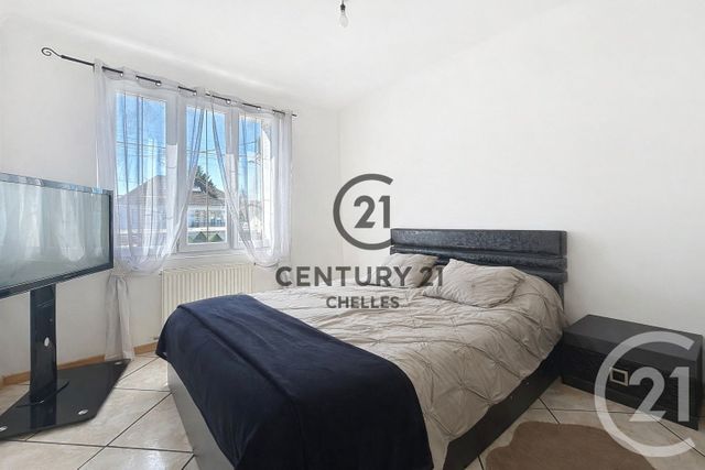 maison à vendre - 7 pièces - 137.77 m2 - CHELLES - 77 - ILE-DE-FRANCE - Century 21 Agence H.L.