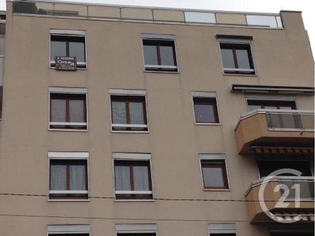 Appartement F1 à louer - 1 pièce - 26.0 m2 - CHELLES - 77 - ILE-DE-FRANCE - Century 21 Agence H.L.