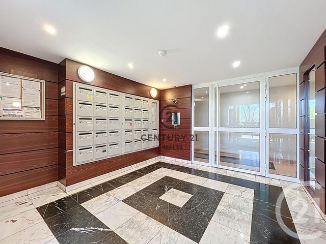 Appartement F3 à vendre - 3 pièces - 65.05 m2 - CHELLES - 77 - ILE-DE-FRANCE - Century 21 Agence H.L.