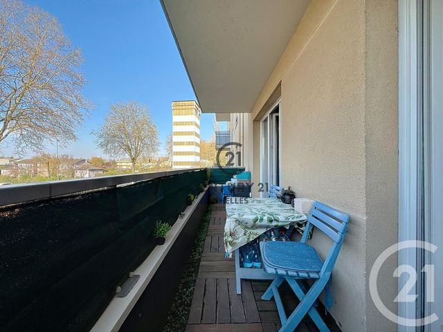 Appartement F3 à vendre - 3 pièces - 65.05 m2 - CHELLES - 77 - ILE-DE-FRANCE - Century 21 Agence H.L.