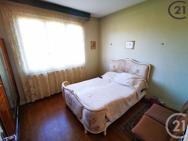 maison à vendre - 6 pièces - 130.0 m2 - CHELLES - 77 - ILE-DE-FRANCE - Century 21 Agence H.L. maison à vendre - 6 pièces - 130.0 m2 - CHELLES - 77 - ILE-DE-FRANCE - Century 21 Agence H.L.