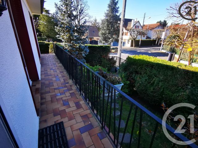 maison à vendre - 6 pièces - 130.0 m2 - CHELLES - 77 - ILE-DE-FRANCE - Century 21 Agence H.L. maison à vendre - 6 pièces - 130.0 m2 - CHELLES - 77 - ILE-DE-FRANCE - Century 21 Agence H.L.