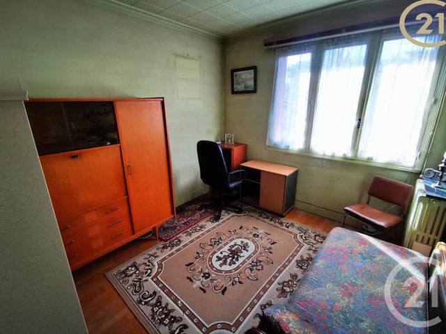 maison à vendre - 6 pièces - 130.0 m2 - CHELLES - 77 - ILE-DE-FRANCE - Century 21 Agence H.L. maison à vendre - 6 pièces - 130.0 m2 - CHELLES - 77 - ILE-DE-FRANCE - Century 21 Agence H.L.