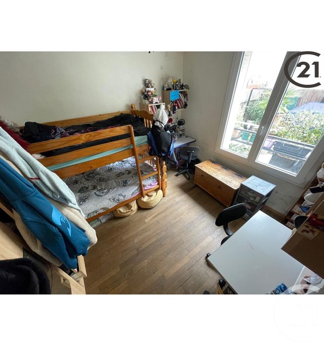 Appartement F2 à vendre - 2 pièces - 44.56 m2 - CHELLES - 77 - ILE-DE-FRANCE - Century 21 Agence H.L. Appartement F2 à vendre - 2 pièces - 44.56 m2 - CHELLES - 77 - ILE-DE-FRANCE - Century 21 Agence H.L.