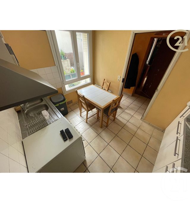 Appartement F2 à vendre - 2 pièces - 44.56 m2 - CHELLES - 77 - ILE-DE-FRANCE - Century 21 Agence H.L. Appartement F2 à vendre - 2 pièces - 44.56 m2 - CHELLES - 77 - ILE-DE-FRANCE - Century 21 Agence H.L.