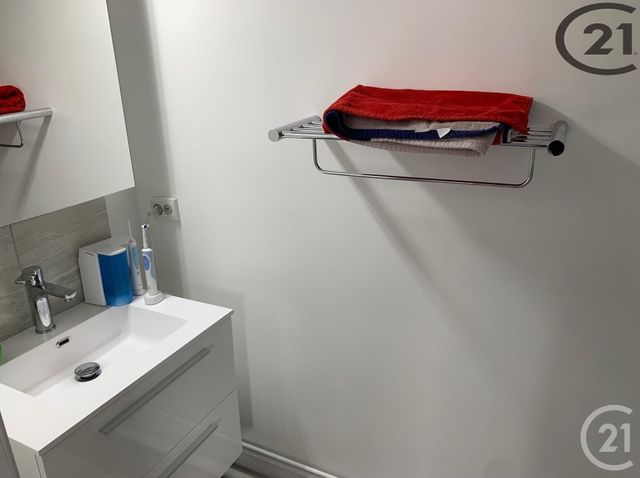 Afficher la photo en grand Appartement F4 à vendre - 4 pièces - 79.07 m2 - CHELLES - 77 - ILE-DE-FRANCE - Century 21 Agence H.L.