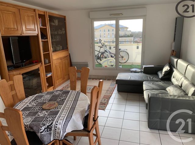 Afficher la photo en grand Appartement F4 à vendre - 4 pièces - 79.07 m2 - CHELLES - 77 - ILE-DE-FRANCE - Century 21 Agence H.L.