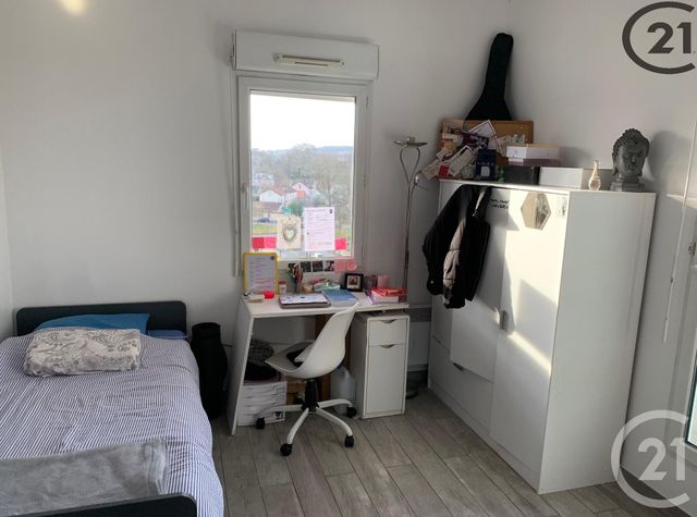 Afficher la photo en grand Appartement F4 à vendre - 4 pièces - 79.07 m2 - CHELLES - 77 - ILE-DE-FRANCE - Century 21 Agence H.L.