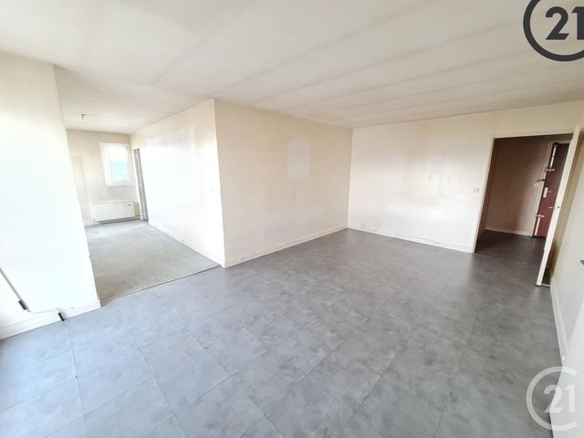 Afficher la photo en grand Appartement F5 à vendre - 5 pièces - 103.0 m2 - CHELLES - 77 - ILE-DE-FRANCE - Century 21 Agence H.L.