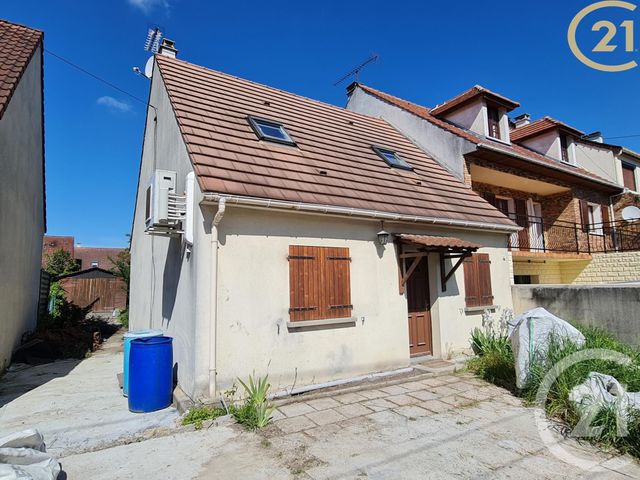 maison à vendre - 5 pièces - 80.37 m2 - CHELLES - 77 - ILE-DE-FRANCE - Century 21 Agence H.L. maison à vendre - 5 pièces - 80.37 m2 - CHELLES - 77 - ILE-DE-FRANCE - Century 21 Agence H.L.