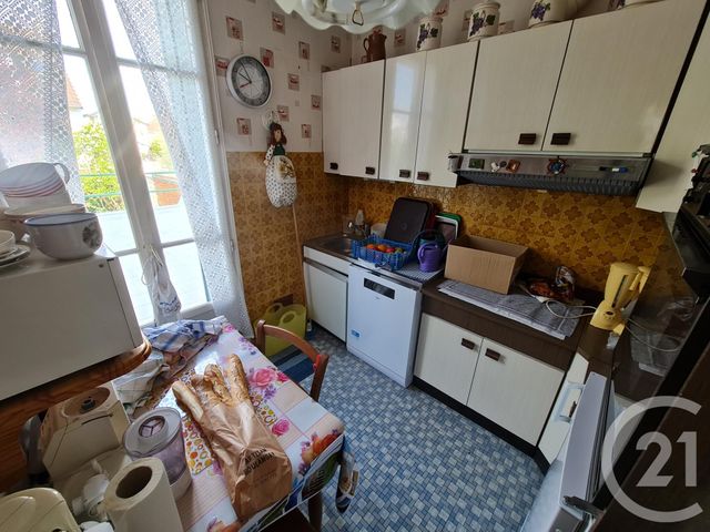 maison à vendre - 5 pièces - 98.0 m2 - CHELLES - 77 - ILE-DE-FRANCE - Century 21 Agence H.L. maison à vendre - 5 pièces - 98.0 m2 - CHELLES - 77 - ILE-DE-FRANCE - Century 21 Agence H.L.