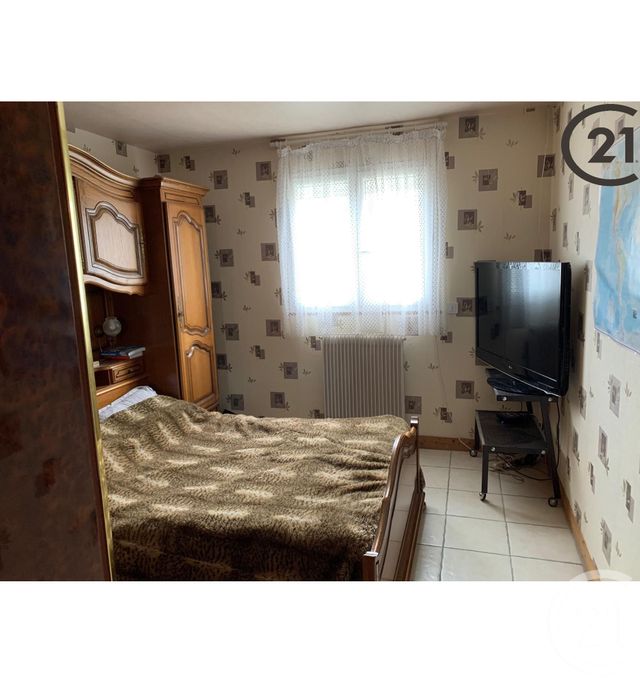 maison à vendre - 6 pièces - 117.55 m2 - CHELLES - 77 - ILE-DE-FRANCE - Century 21 Agence H.L. maison à vendre - 6 pièces - 117.55 m2 - CHELLES - 77 - ILE-DE-FRANCE - Century 21 Agence H.L.