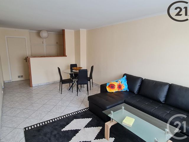 Afficher la photo en grand Appartement F2 à vendre - 2 pièces - 53.0 m2 - VAIRES SUR MARNE - 77 - ILE-DE-FRANCE - Century 21 Agence H.L.