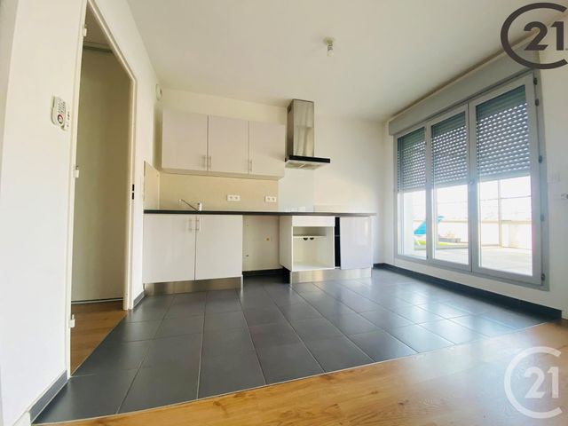 Studio à vendre - 1 pièce - 30.12 m2 - CHELLES - 77 - ILE-DE-FRANCE - Century 21 Agence H.L. Studio à vendre - 1 pièce - 30.12 m2 - CHELLES - 77 - ILE-DE-FRANCE - Century 21 Agence H.L.