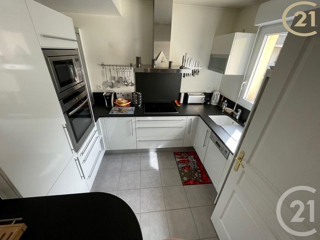 Afficher la photo en grand Appartement F5 à vendre - 5 pièces - 88.84 m2 - CHELLES - 77 - ILE-DE-FRANCE - Century 21 Agence H.L.