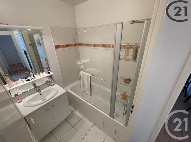 Afficher la photo en grand Appartement F5 à vendre - 5 pièces - 88.84 m2 - CHELLES - 77 - ILE-DE-FRANCE - Century 21 Agence H.L.