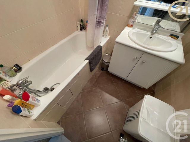 Afficher la photo en grand Appartement F3 à vendre - 3 pièces - 72.44 m2 - CHELLES - 77 - ILE-DE-FRANCE - Century 21 Agence H.L.