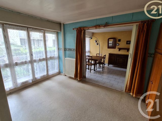 Afficher la photo en grand Appartement F3 à vendre - 3 pièces - 68.4 m2 - CHELLES - 77 - ILE-DE-FRANCE - Century 21 Agence H.L.