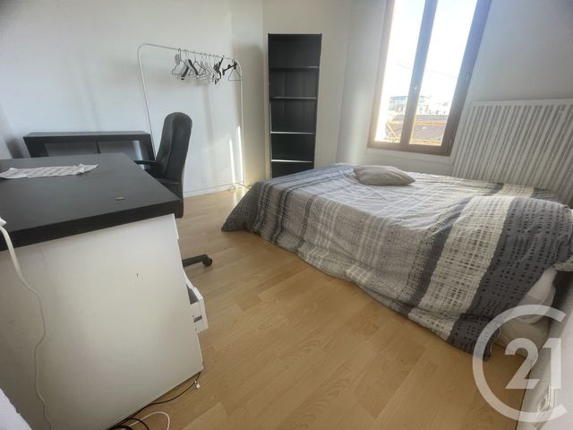 maison à vendre - 8 pièces - 130.0 m2 - CHELLES - 77 - ILE-DE-FRANCE - Century 21 Agence H.L.