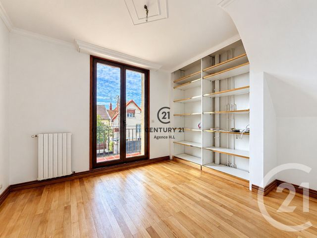 maison à vendre - 9 pièces - 200.0 m2 - CHELLES - 77 - ILE-DE-FRANCE - Century 21 Agence H.L.