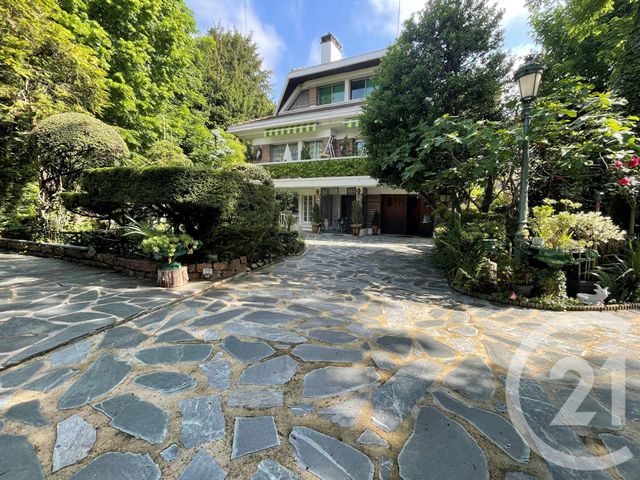 maison à vendre - 8 pièces - 205.95 m2 - CHELLES - 77 - ILE-DE-FRANCE - Century 21 Agence H.L.