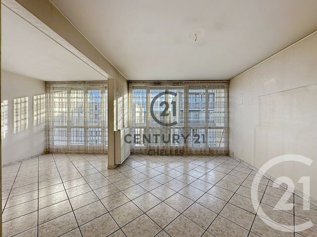 Appartement F4 à vendre - 4 pièces - 86.17 m2 - CHELLES - 77 - ILE-DE-FRANCE - Century 21 Agence H.L.