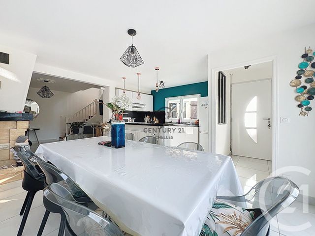 maison à vendre - 5 pièces - 93.09 m2 - CHELLES - 77 - ILE-DE-FRANCE - Century 21 Agence H.L.