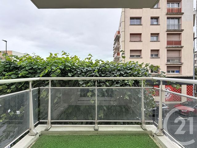 Appartement F2 à vendre - 2 pièces - 43.59 m2 - CHELLES - 77 - ILE-DE-FRANCE - Century 21 Agence H.L.