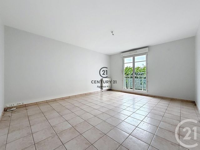 Appartement F2 à vendre - 2 pièces - 43.59 m2 - CHELLES - 77 - ILE-DE-FRANCE - Century 21 Agence H.L.